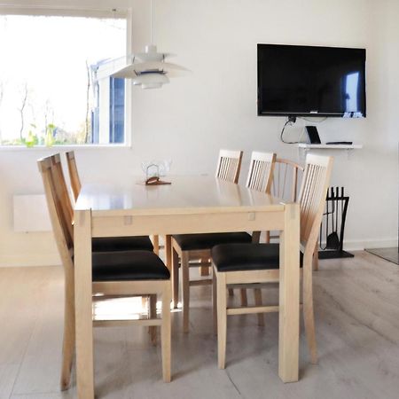 Cozy Home In Otterup With Kitchen Zewnętrze zdjęcie