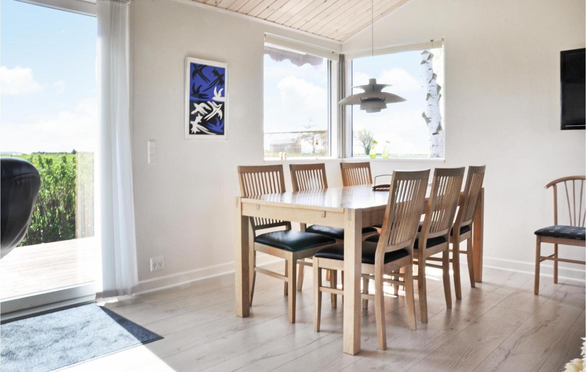Cozy Home In Otterup With Kitchen Zewnętrze zdjęcie