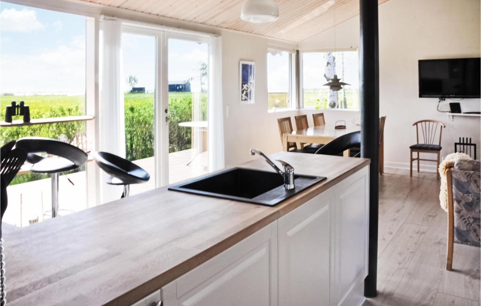 Cozy Home In Otterup With Kitchen Zewnętrze zdjęcie
